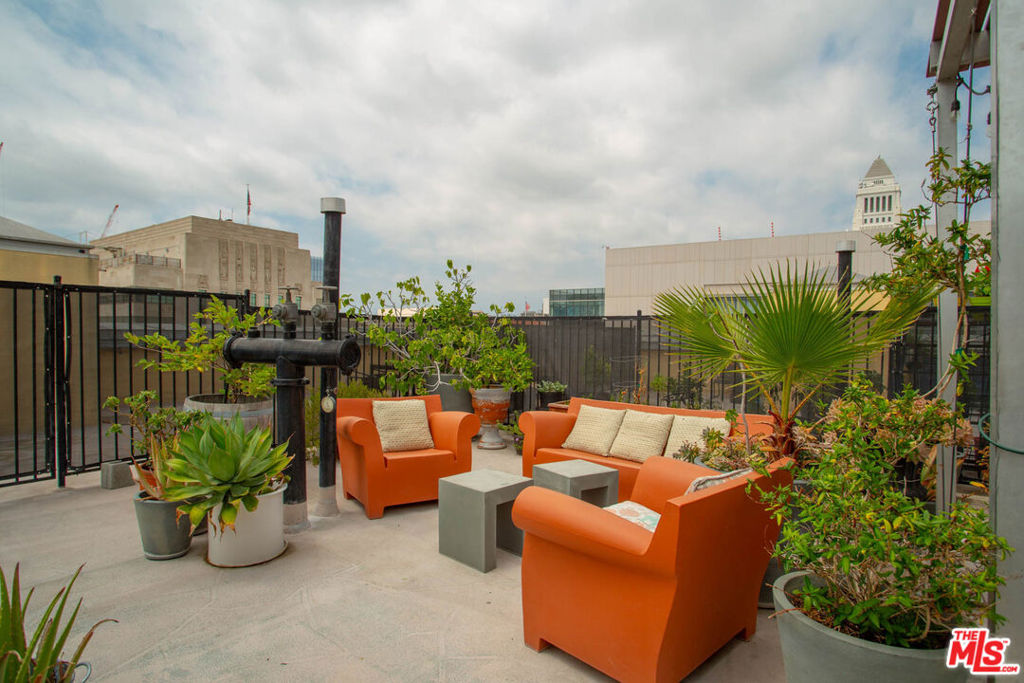 108 W 2nd Street 801