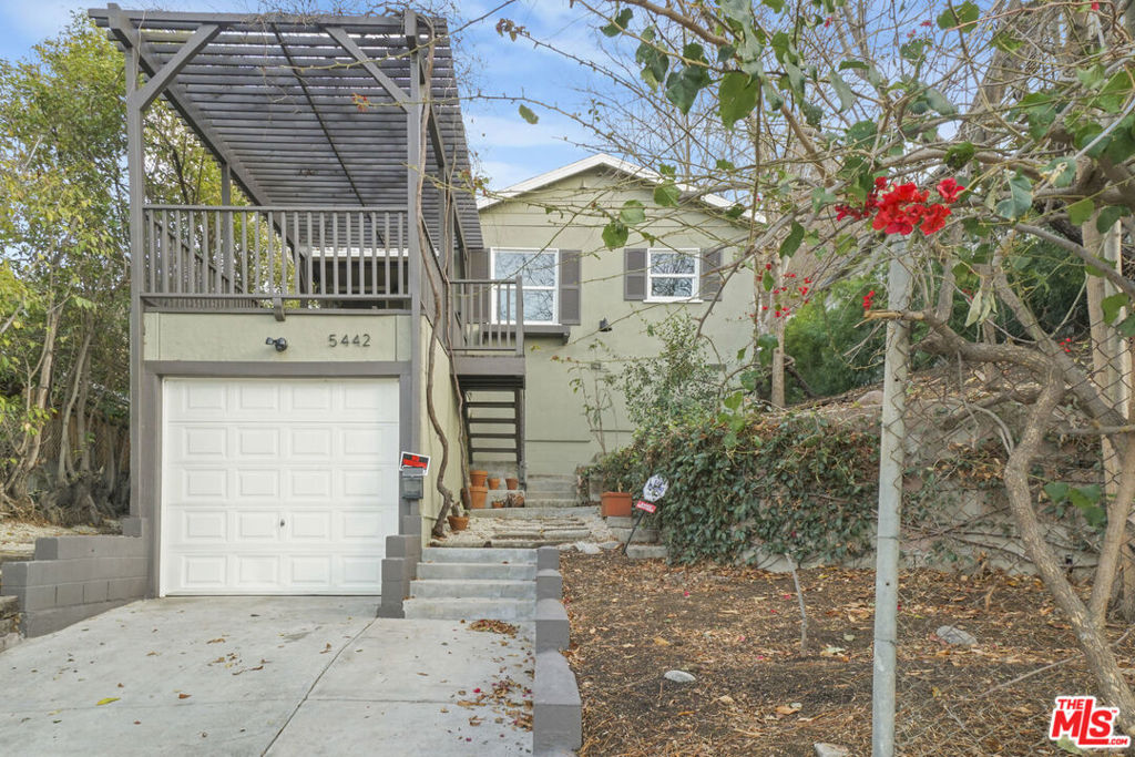 5442 Ebey Avenue