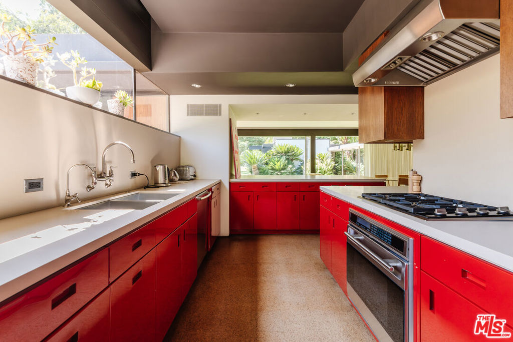 219 Chautauqua Boulevard