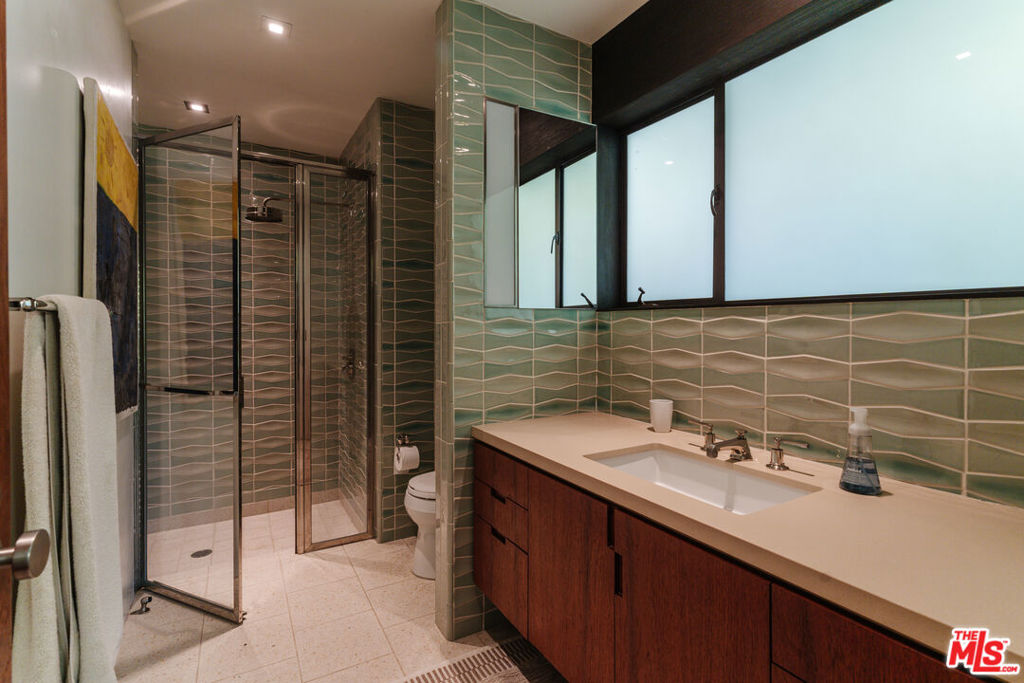 219 Chautauqua Boulevard