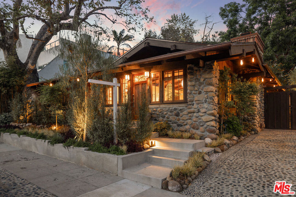408 Sycamore Road