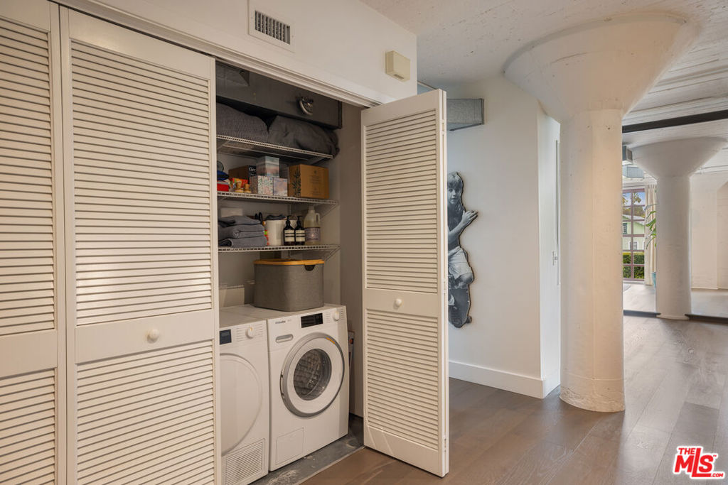 812 Fremont Avenue 203