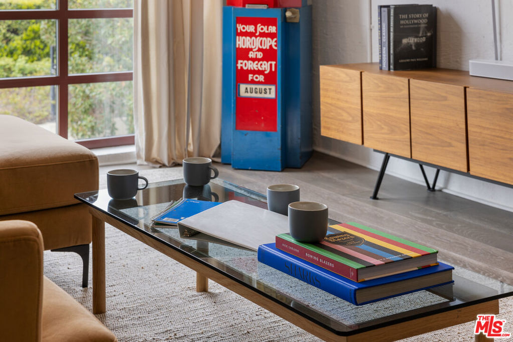 812 Fremont Avenue 203