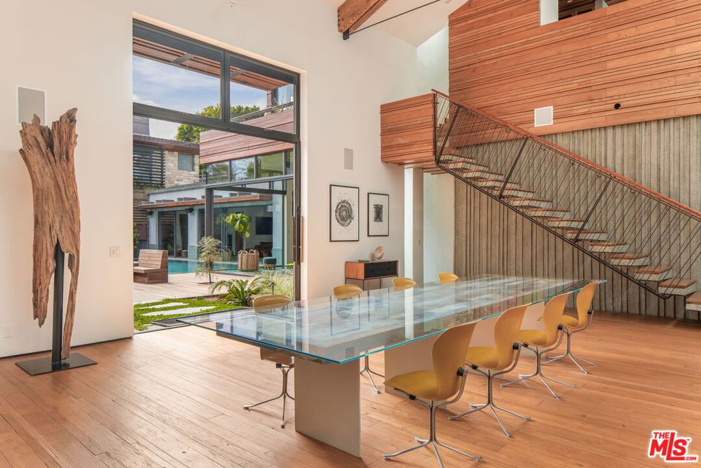 345 W Channel Road