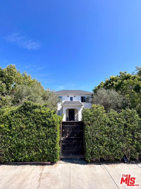 1146 S Hudson Avenue