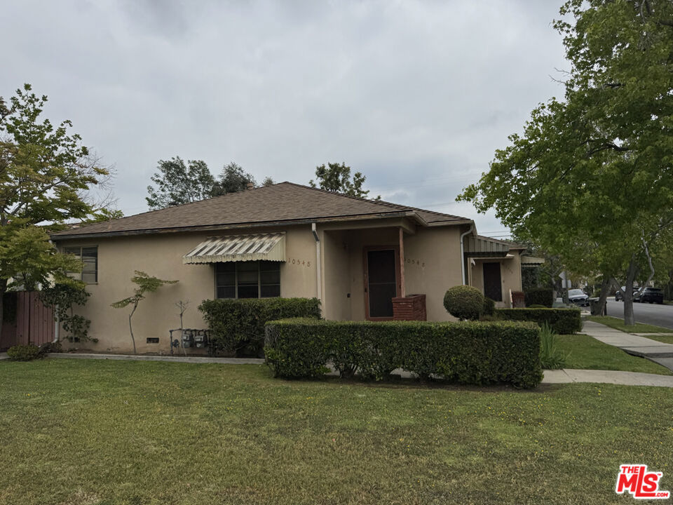 10548 Ayres Avenue