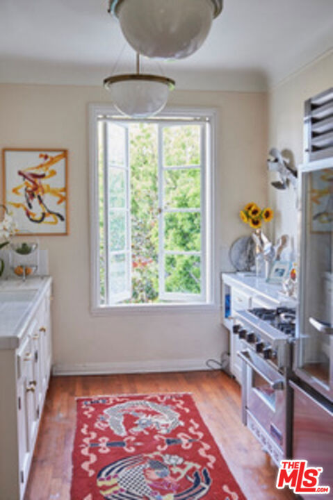 1416 Havenhurst Drive 2C