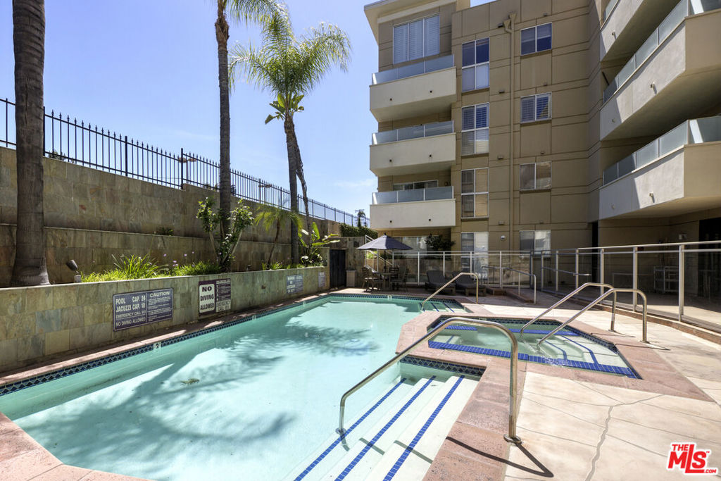 4949 Genesta Avenue 112A