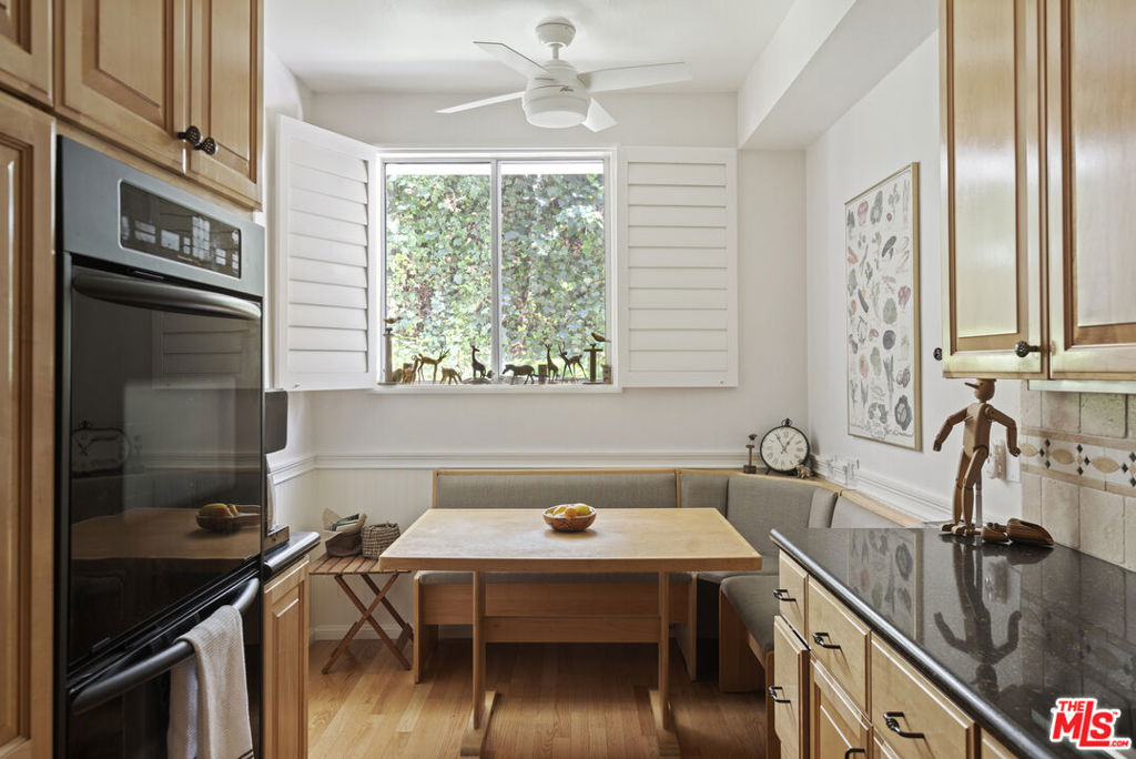 4949 Genesta Avenue 112A