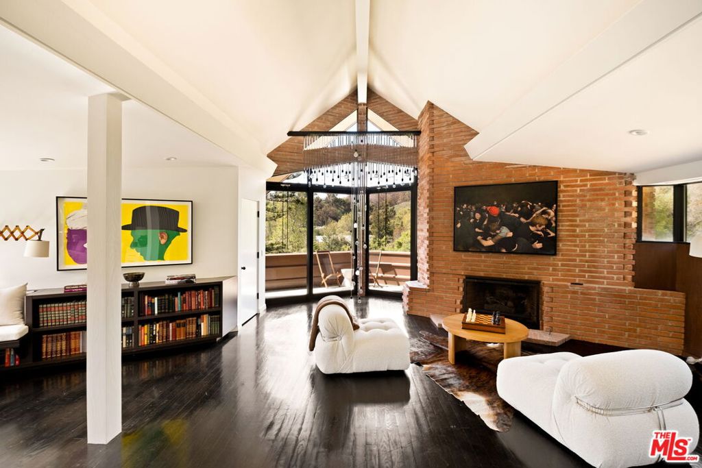 14148 Rustic Lane