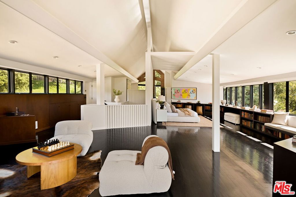 14148 Rustic Lane