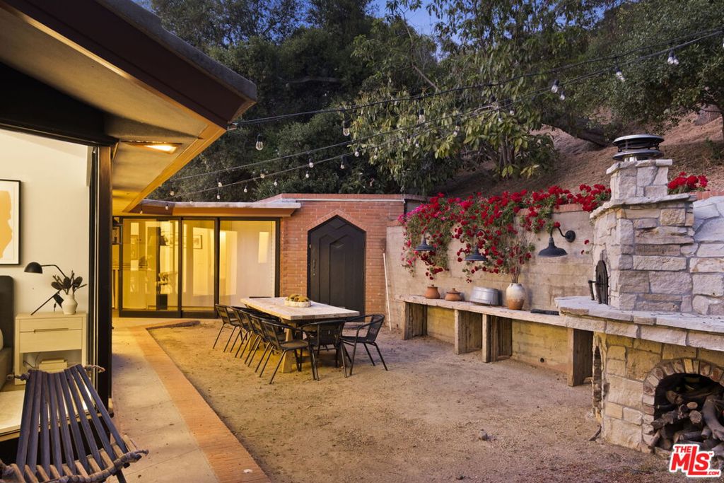 14148 Rustic Lane