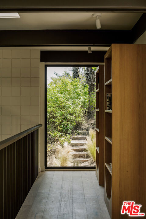 5649 Valley Oak Drive