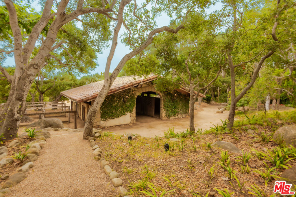 405 Toro Canyon Road