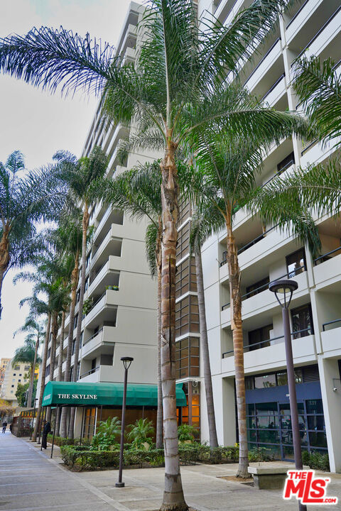 600 W 9th Street 1512