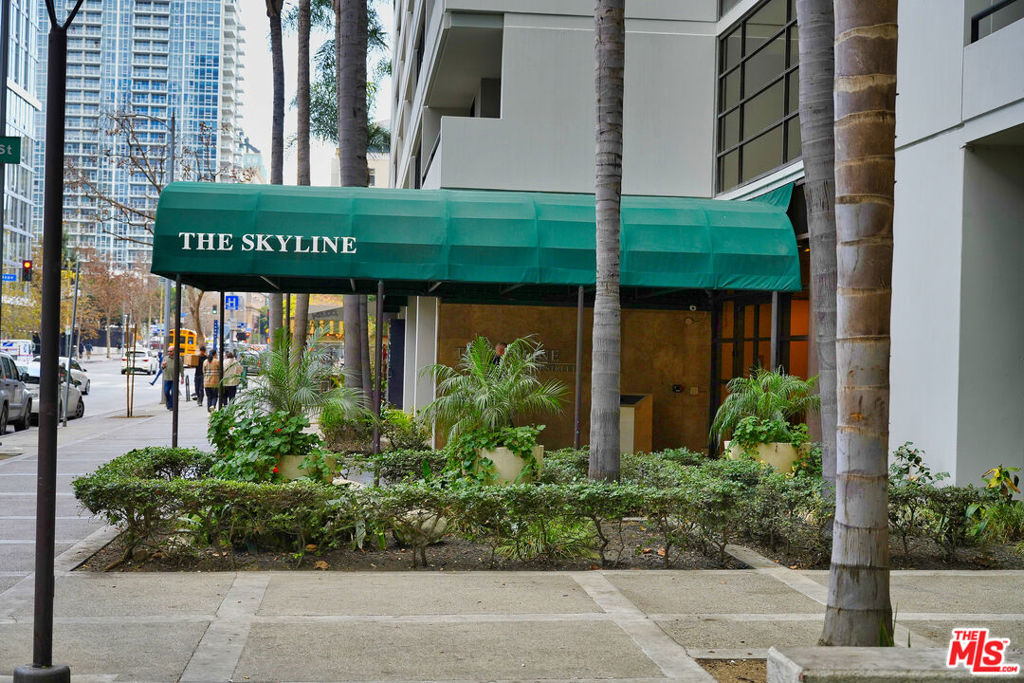 600 W 9th Street 1512