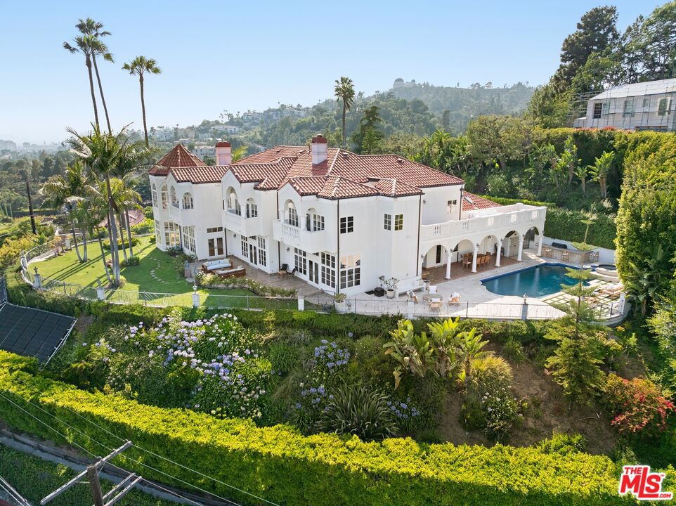 4509 Dundee Drive