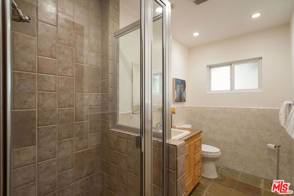 3419 Ione Drive