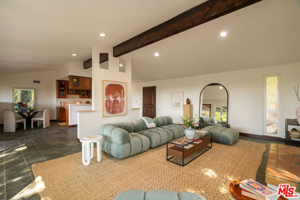 3419 Ione Drive