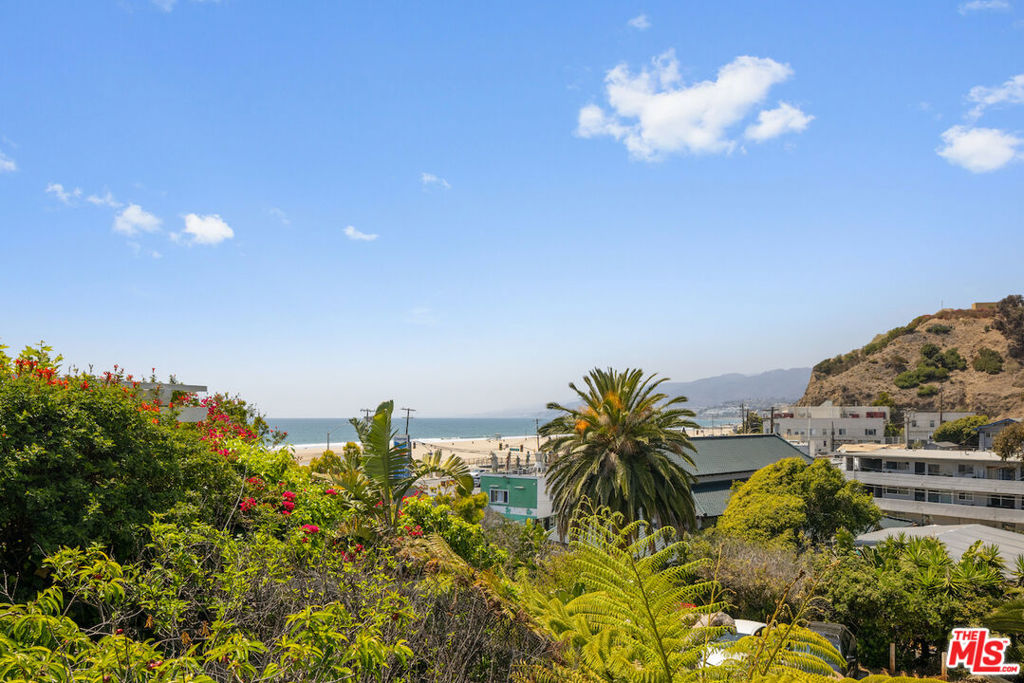 117 Ocean Way