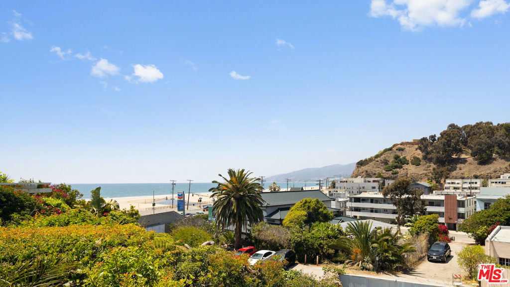 117 Ocean Way