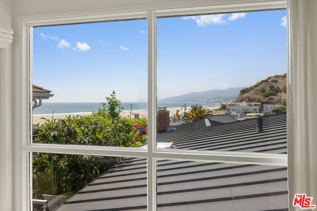 117 Ocean Way