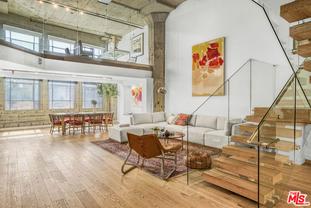 1855 Industrial Street 112