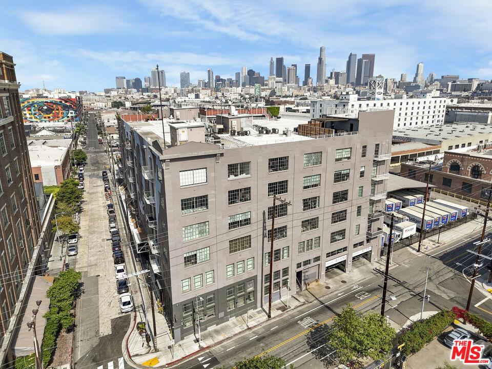 1855 Industrial Street 112