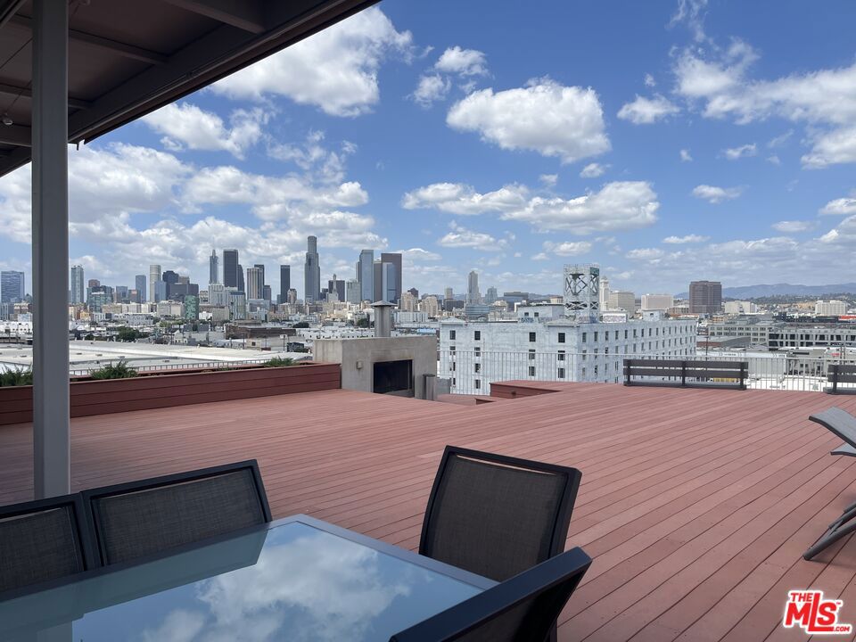 1855 Industrial Street 112
