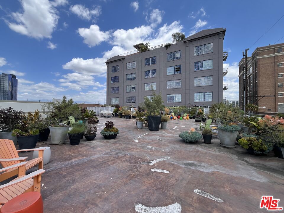 1855 Industrial Street 112