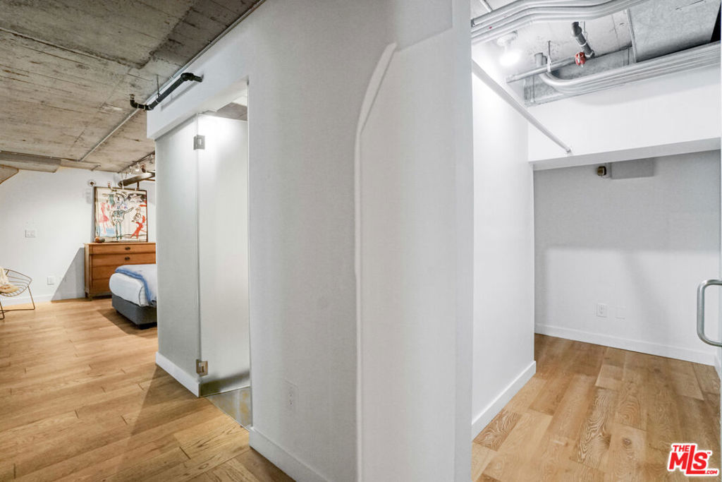 1855 Industrial Street 112