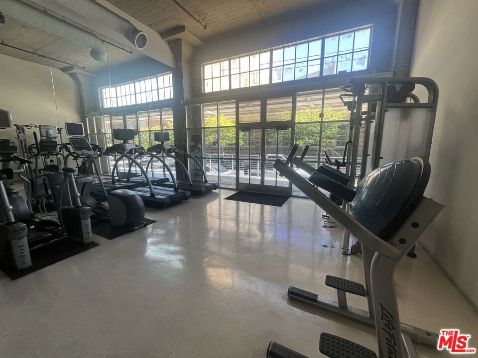 1855 Industrial Street 112