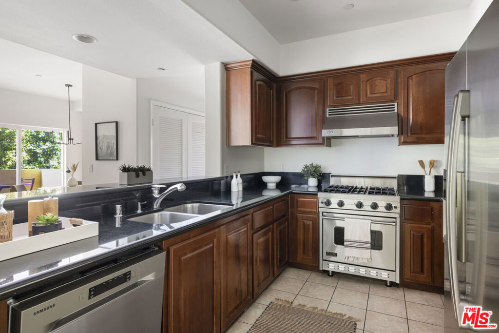 12449 Kling Street 101