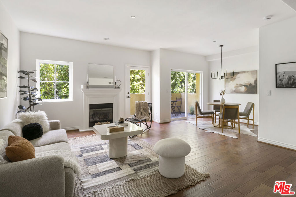 12449 Kling Street 101