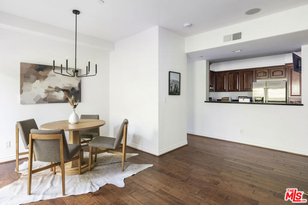 12449 Kling Street 101