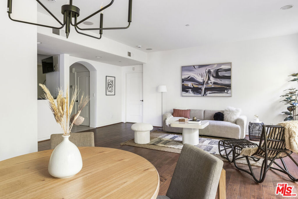 12449 Kling Street 101