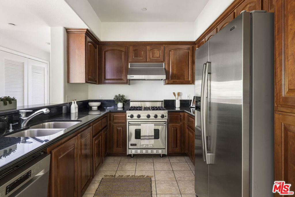 12449 Kling Street 101