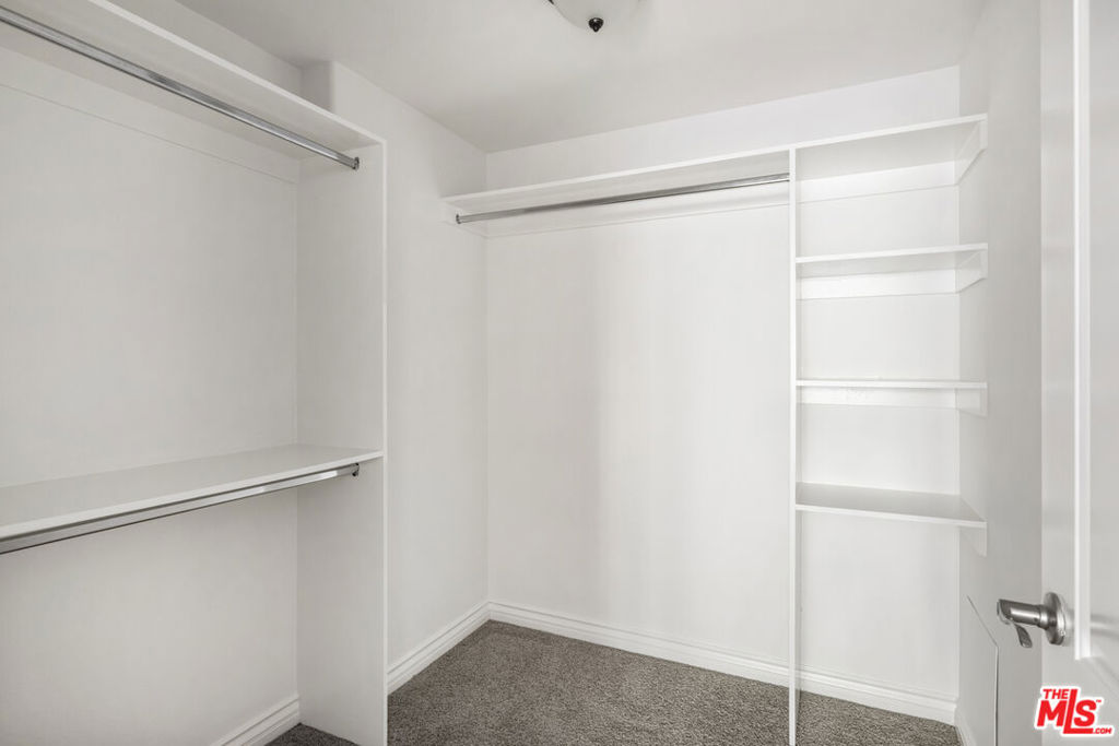 12449 Kling Street 101