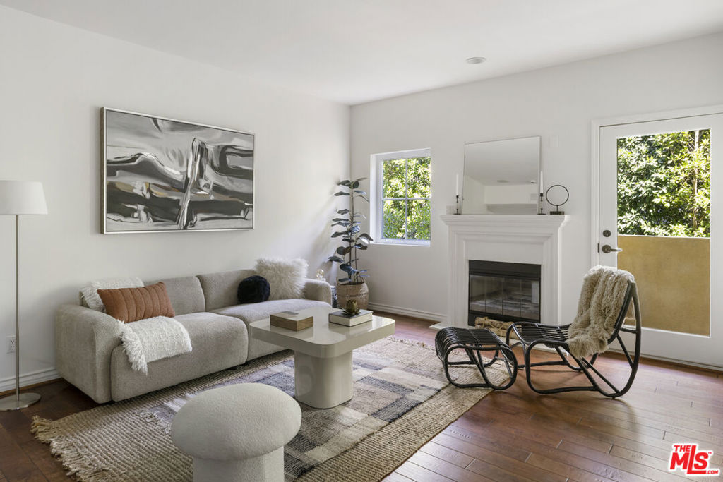 12449 Kling Street 101