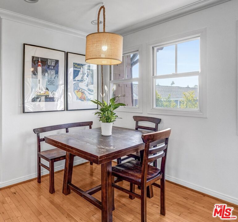 830 E Kensington Road 3