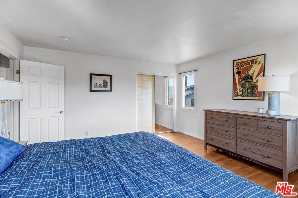 830 E Kensington Road 3