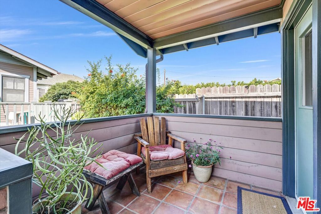 830 E Kensington Road 3