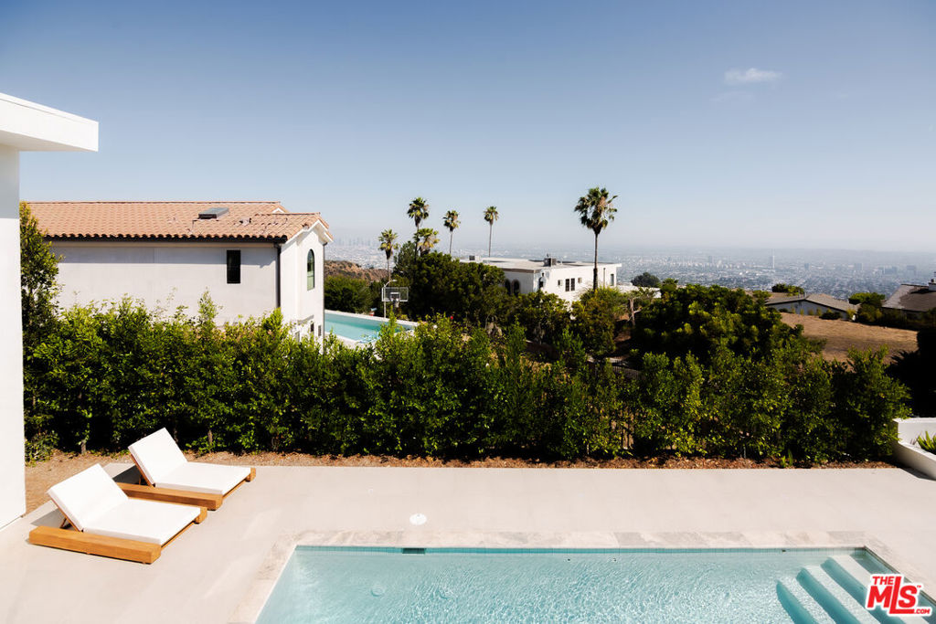 2380 Venus Drive