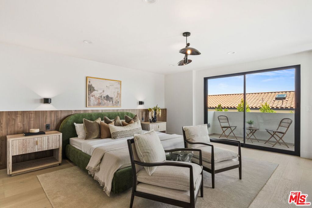 2380 Venus Drive