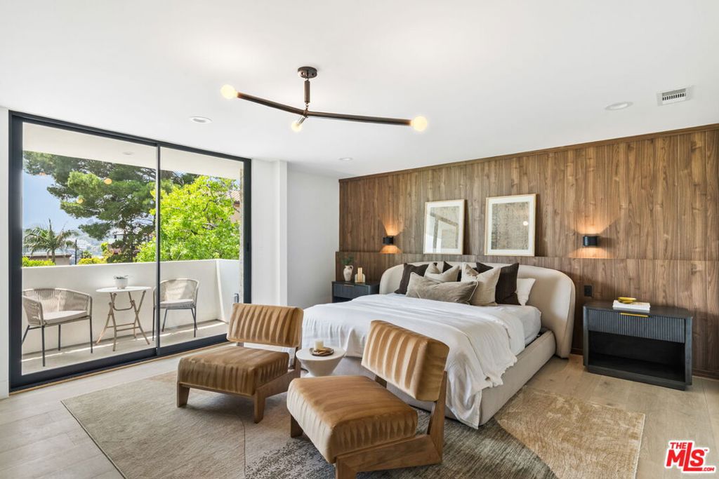 2380 Venus Drive