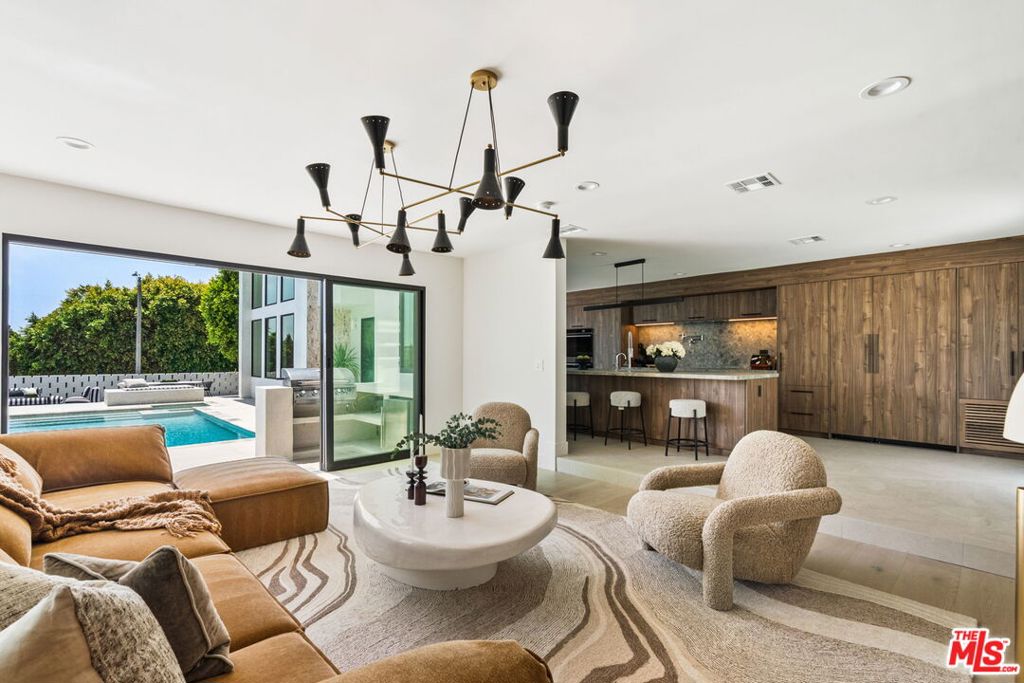 2380 Venus Drive