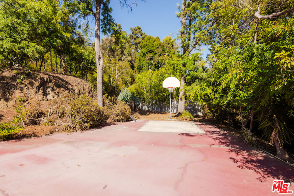 7917 Woodrow Wilson Drive