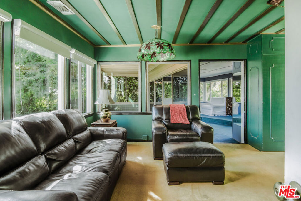 7917 Woodrow Wilson Drive