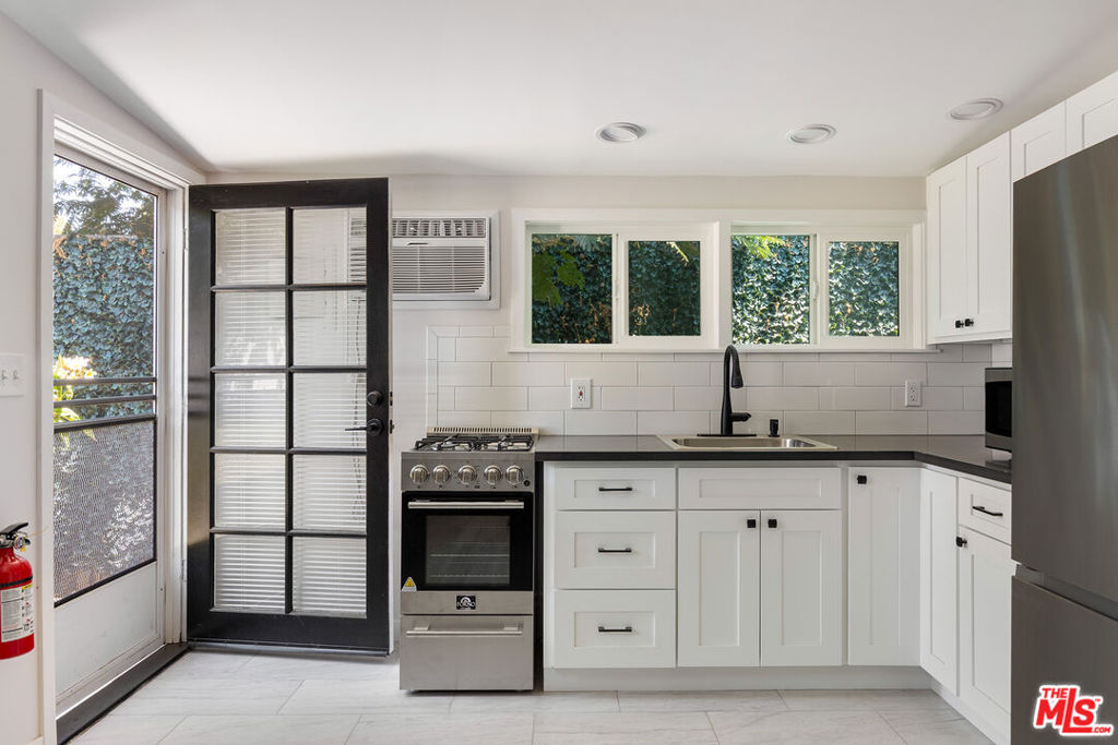 5536 Carpenter Avenue