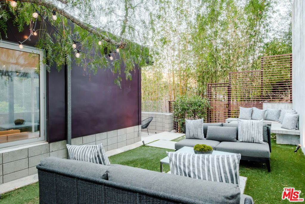 10060 Westwanda Drive